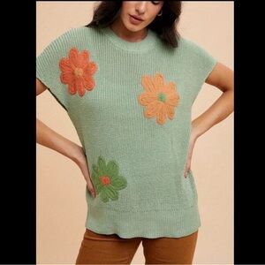 NWT Anniewear Floral Embroidered Sweater Vest